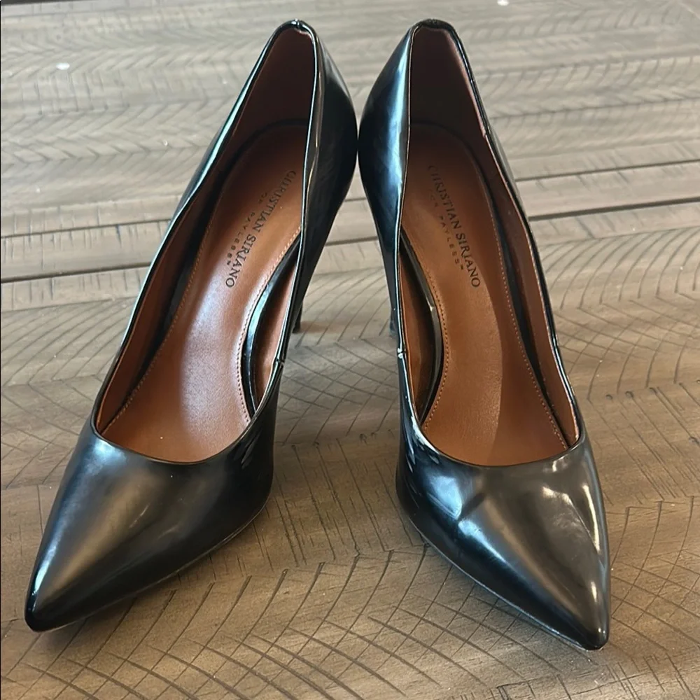 Christian Siriano Black Heels with Stiletto Design and Pointed Toe Pumps - Picture 5 of 10